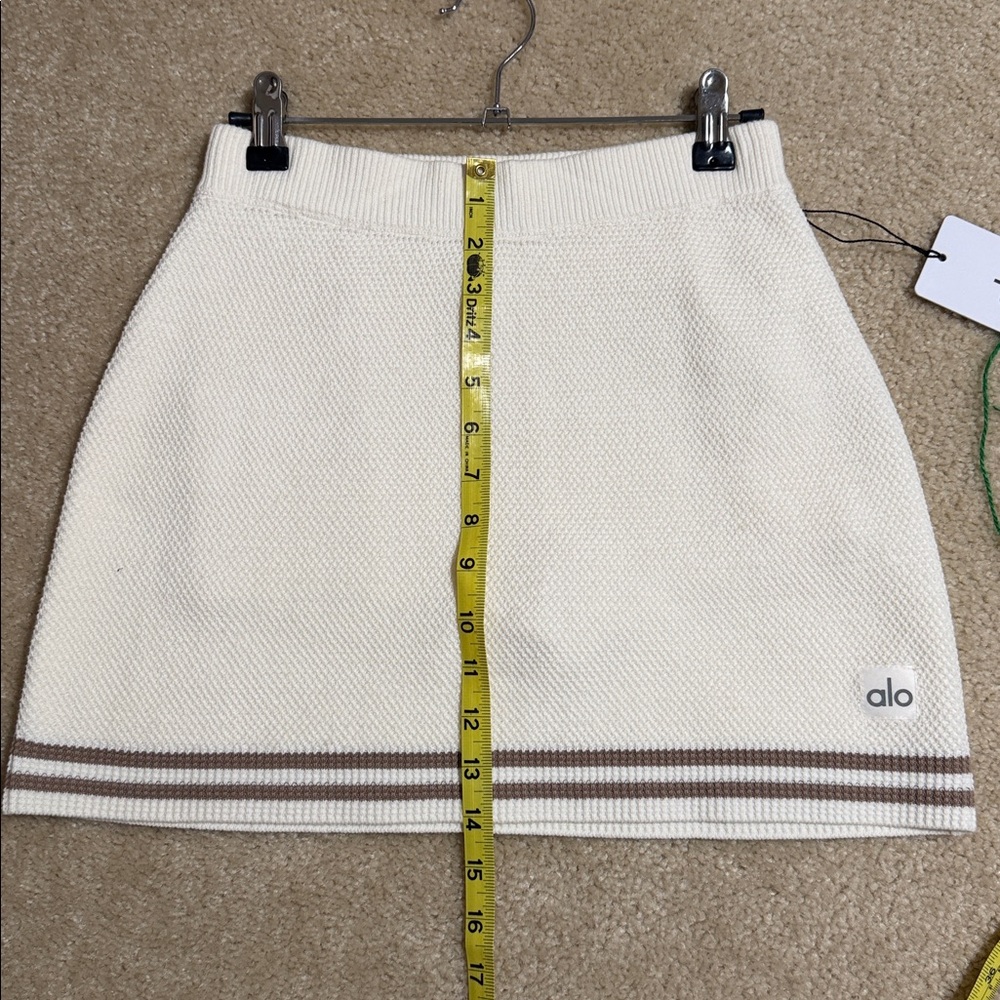ALO Yoga Cream Mini Skirt with Tan Accents - Picture 7 of 7